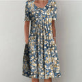 Helles Blau mit Blumenmuster